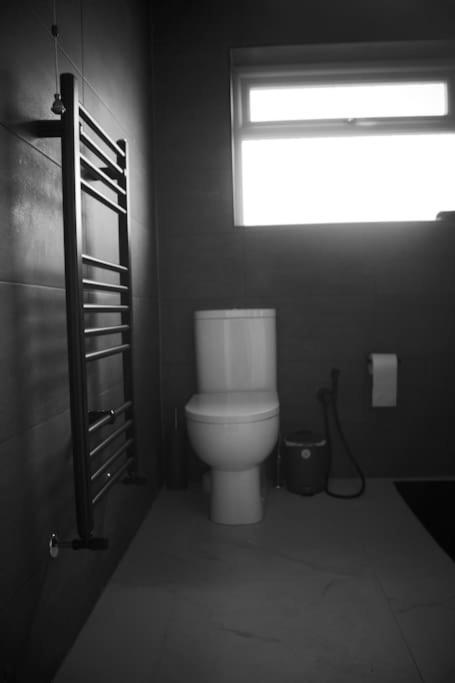 באטלי Luxurious Detached Bungalow מראה חיצוני תמונה