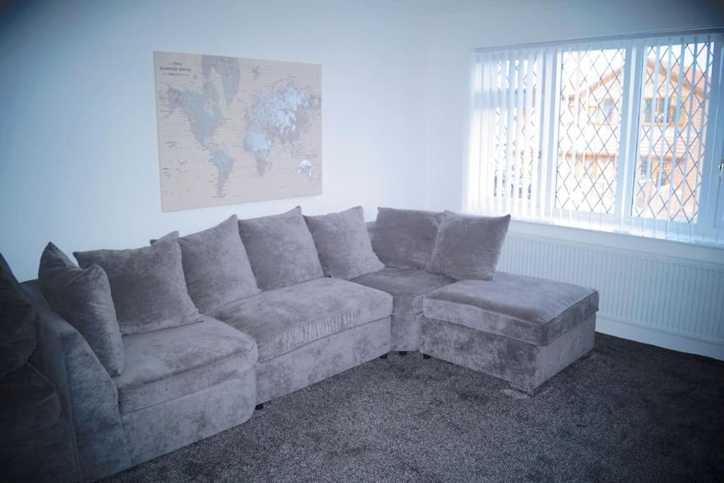 באטלי Luxurious Detached Bungalow מראה חיצוני תמונה